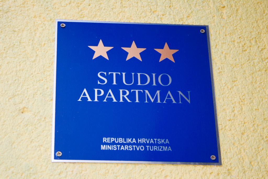 Carla Studio Apartment Zagreb Cameră foto